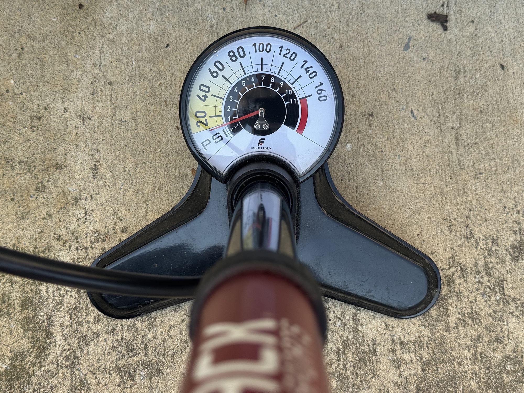 closeup of gauge on feedback pneuma cc floor pump.