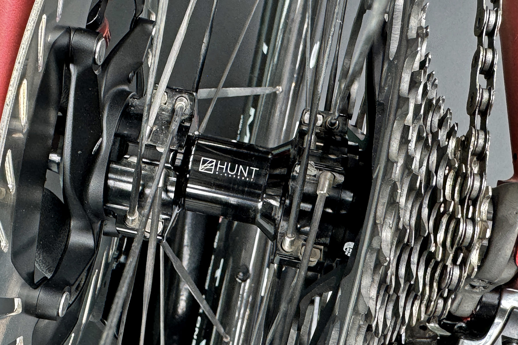 2026 Hunt 5AMG Limitless wide aero gravel race bike wheels teased at Beposked: machined ratchet hub