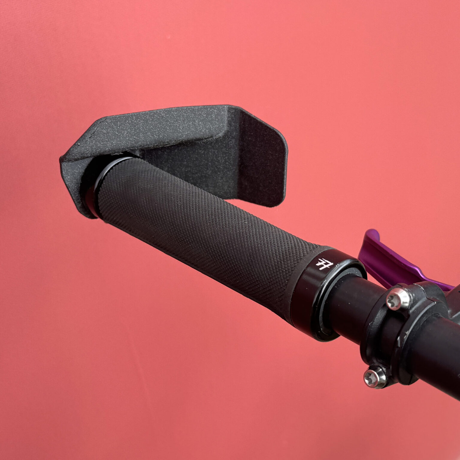 77designz prototype mini-handguards, angled inside view