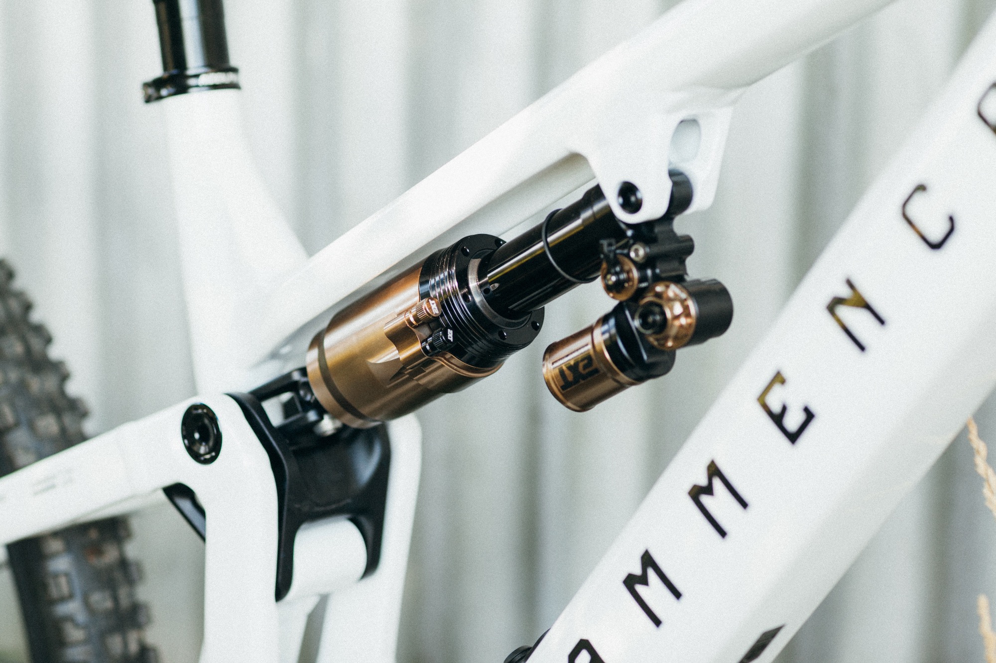 EXT Announces the Aria V2, an Updated Version of Its Flagship Air Shock