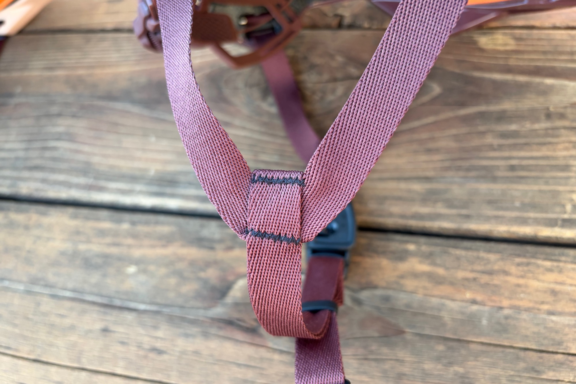 the sewn, non-adjustale straps on the 2026 Impala KinetiCore.