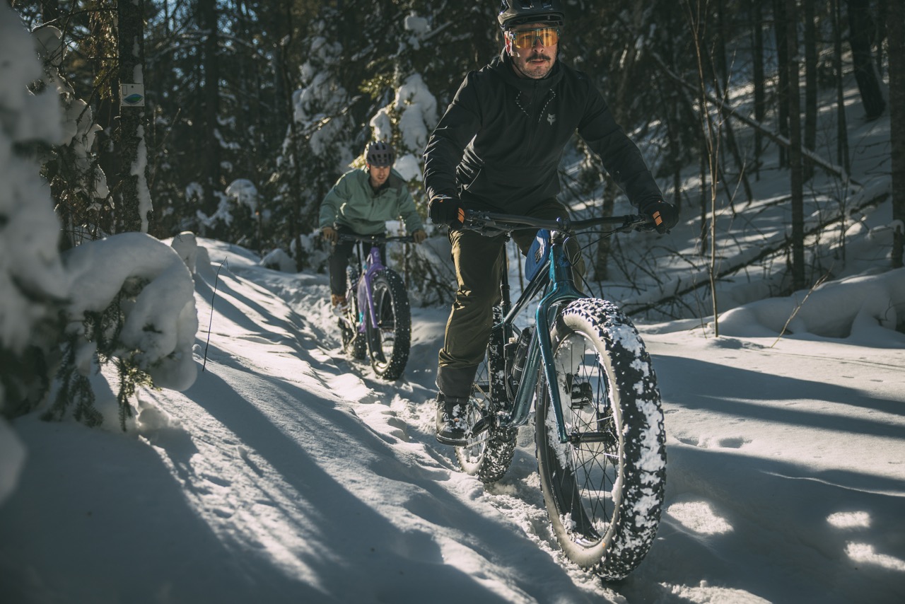 Salsa Cycles New Beargrease Fat Tire Bike snowy shadows