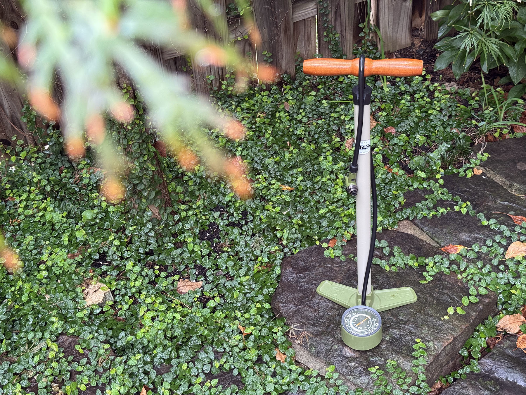 Silca Terra Floor Pump Gives Durable, Big Volume Precision