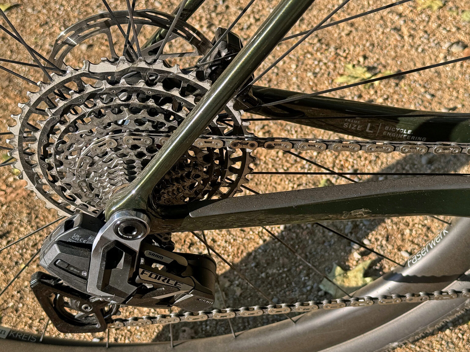2026 Avona Callis 32 First Rides Review: quick handling 32" carbon gravel bike; UDH