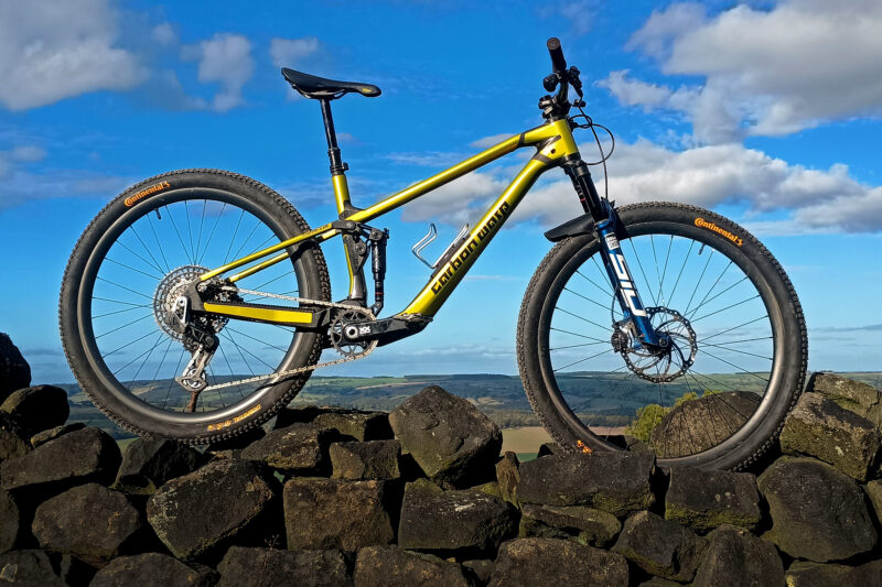 Carbon Wasp Upgrades UK-Made Truffle 120 MTB to Recycled Carbon & CNC’d Alloy Links