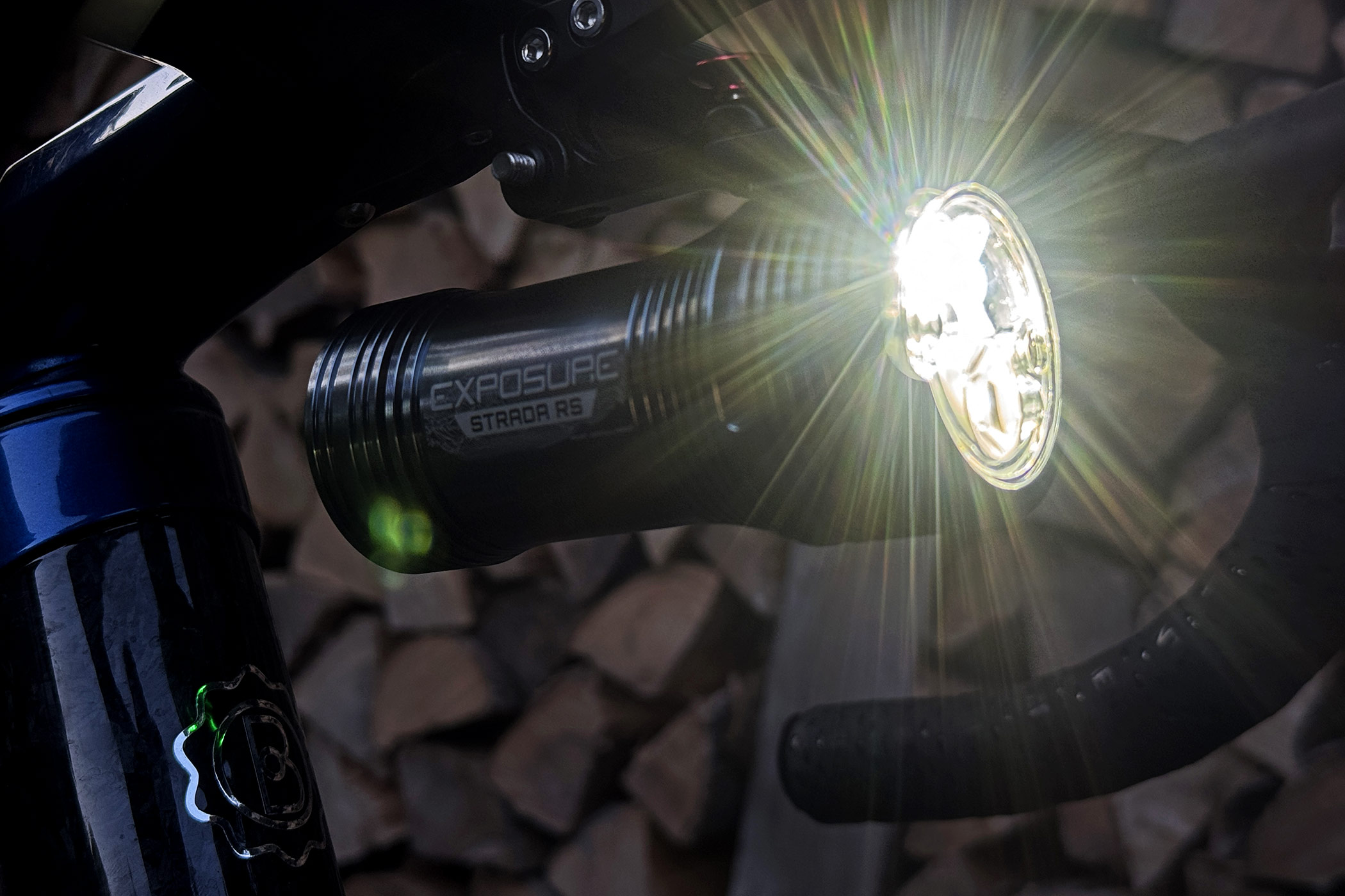 Exposure Strada 13 Road Bike Headlight Gets Smart Dimming, USB-C & More Power: Review