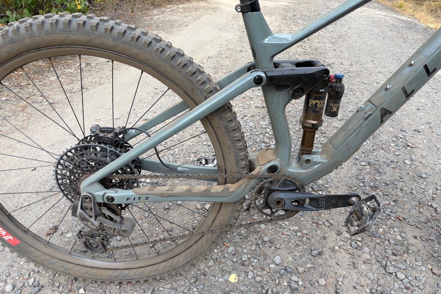 the rear triangle and suspension linkage on the Allied FITZ