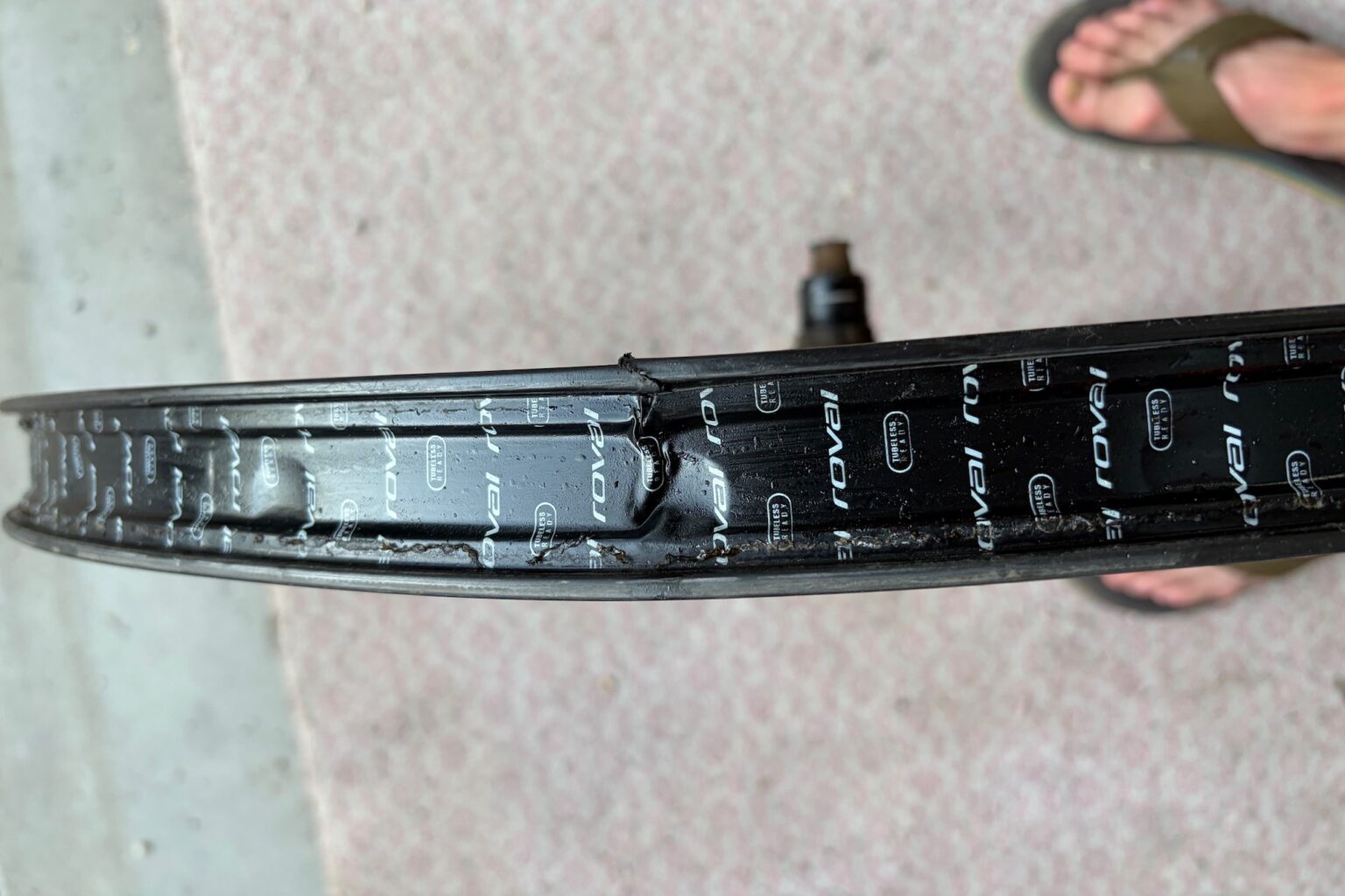 top view of the crack in my rim that wouldn't hold air.