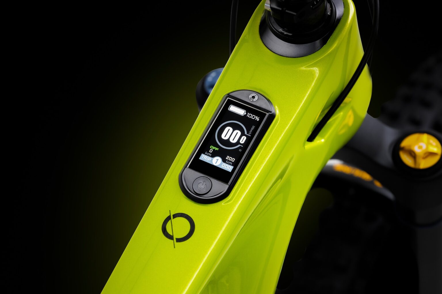 studio image of the top tube display for the GD8