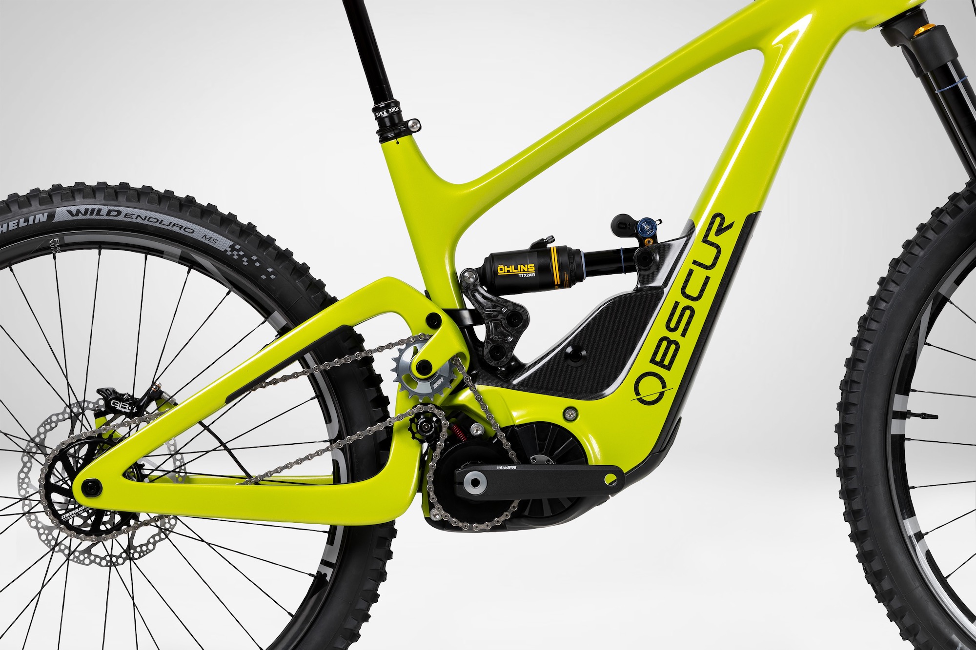 studio image of the Obscur Enyx frame with the GD8 powertrain