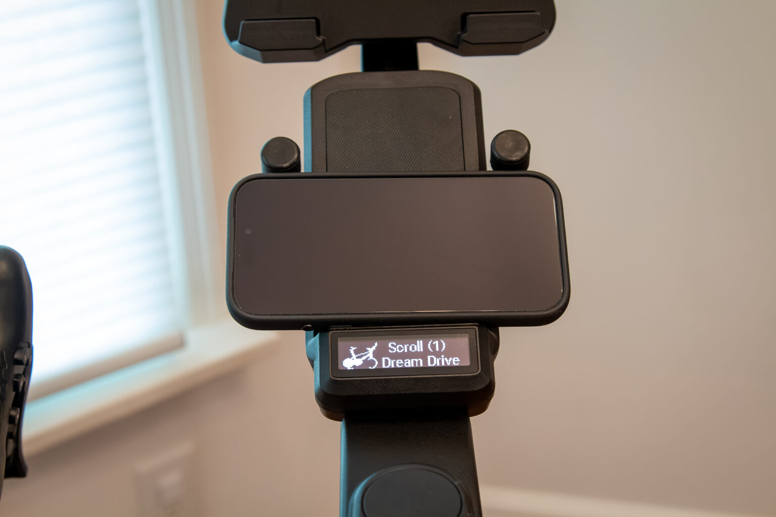 Stages SB200 phone holder